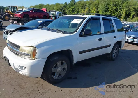 2005 Chevrolet Trailblazer Ls z USA, uszkodzony, nr VIN 1GNDT13S252301027
